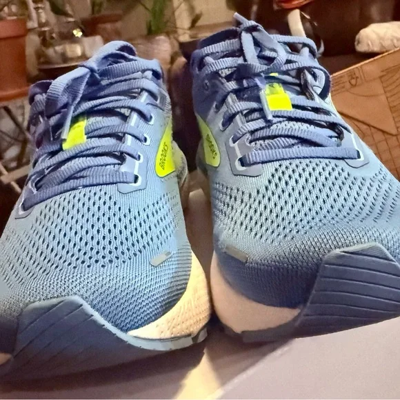 Brooks Adrenaline GTS 22 Athletic Shoes Womens size US 10 (B) medium Blue - Picture 5 of 7